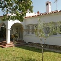 Дом в Испании, Каталония, Багур