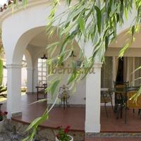 Дом в Испании, Каталония, Багур