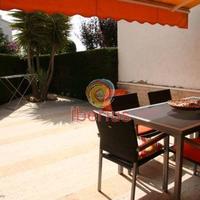 Таунхаус на первой линии моря/озера в Испании, Каталония, Багур