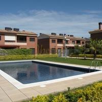 Таунхаус в Испании, Каталония, Багур