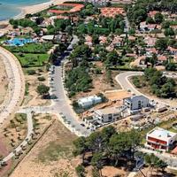 Land plot at the first line of the sea / lake in Spain, Catalunya, Begur