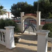 Таунхаус в центре города в Испании, Каталония, Камбрилс