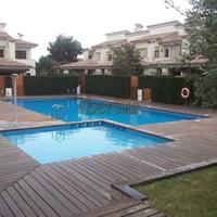 Таунхаус в Испании, Каталония, Камбрилс