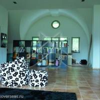 House in Slovenia, Polje