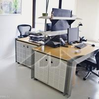 Офис в центре города в Словении, Поле