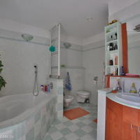 Дом в Словении, Поле, 385 кв.м.