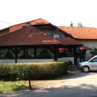 Other commercial property in Slovenia, Most na Soci, 824 sq.m.