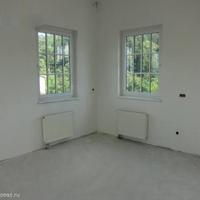 Другая коммерческая недвижимость в Словении, Поле, 258 кв.м.