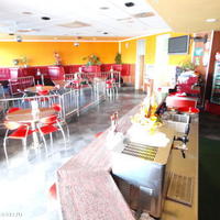 Другая коммерческая недвижимость в Словении, Мост-на-Сочи, 1766 кв.м.