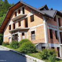 Другая коммерческая недвижимость в Словении, Любляна, 1300 кв.м.