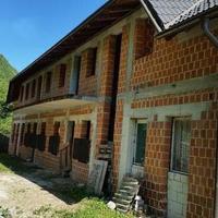 Другая коммерческая недвижимость в Словении, Любляна, 1300 кв.м.