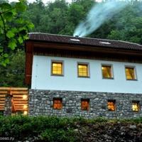 Other commercial property in Slovenia, Most na Soci, 240 sq.m.