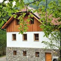 Other commercial property in Slovenia, Most na Soci, 240 sq.m.