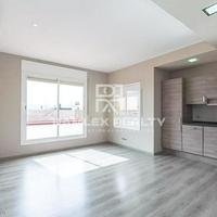 Flat in Spain, Catalunya, Barcelona, 70 sq.m.