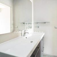 Flat in Spain, Catalunya, Barcelona, 70 sq.m.