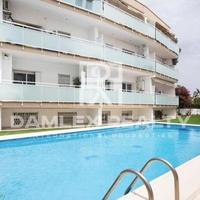 Квартира на второй линии моря/озера в Испании, Каталония, Багур, 98 кв.м.