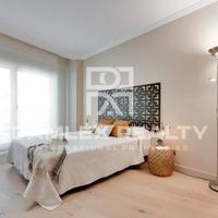 Flat in Spain, Catalunya, Barcelona, 139 sq.m.