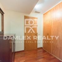 Flat at the second line of the sea / lake in Spain, Catalunya, Girona, 106 sq.m.