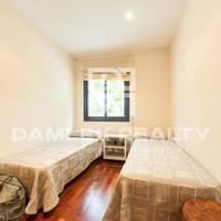 Flat at the second line of the sea / lake in Spain, Catalunya, Girona, 106 sq.m.