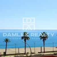 Apartment at the first line of the sea / lake in Spain, Catalunya, Begur, 90 sq.m.