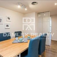 Квартира на второй линии моря/озера в Испании, Каталония, 166 кв.м.