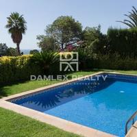 Villa in Spain, Catalunya, Girona, 200 sq.m.