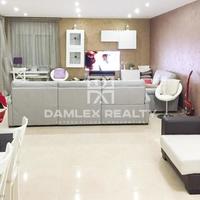 Villa in Spain, Catalunya, Girona, 200 sq.m.