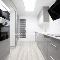 Flat in Spain, Catalunya, Barcelona, 80 sq.m.