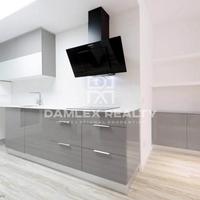 Flat in Spain, Catalunya, Barcelona, 80 sq.m.