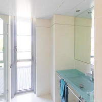 Flat at the first line of the sea / lake in Spain, Catalunya, Barcelona, 128 sq.m.