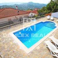 Вилла в Испании, Каталония, Жирона, 240 кв.м.