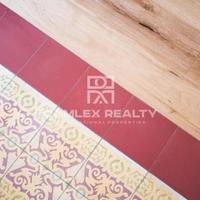 Flat in the city center in Spain, Catalunya, Barcelona, 104 sq.m.