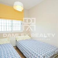 Villa in Spain, Catalunya, Girona, 150 sq.m.