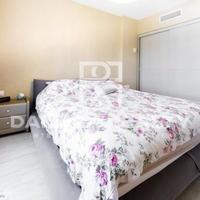 Квартира на первой линии моря/озера в Испании, Каталония, Барселона, 115 кв.м.