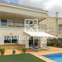 Villa in Spain, Catalunya, Begur, 417 sq.m.