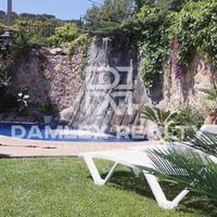 Villa in Spain, Catalunya, Girona, 200 sq.m.