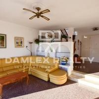 Villa in Spain, Catalunya, Girona, 300 sq.m.