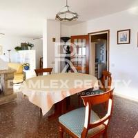 Villa in Spain, Catalunya, Girona, 300 sq.m.