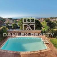 Villa in Spain, Catalunya, Begur, 680 sq.m.