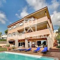 Villa in Spain, Catalunya, Begur, 680 sq.m.