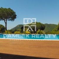 Villa in Spain, Catalunya, Begur, 629 sq.m.