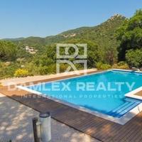 Villa in Spain, Catalunya, Begur, 629 sq.m.