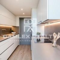 Квартира на второй линии моря/озера в Испании, Каталония, Барселона, 101 кв.м.