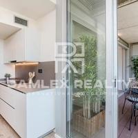 Квартира на второй линии моря/озера в Испании, Каталония, Барселона, 101 кв.м.