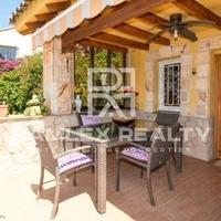 Villa in Spain, Catalunya, Girona, 330 sq.m.