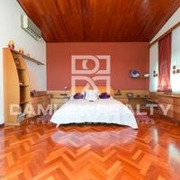 Villa in Spain, Catalunya, Girona, 330 sq.m.