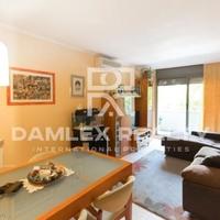 Flat at the second line of the sea / lake in Spain, Catalunya, Barcelona, 110 sq.m.