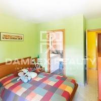 Flat at the second line of the sea / lake in Spain, Catalunya, Barcelona, 110 sq.m.