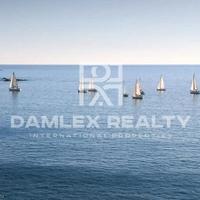 Апартаменты на первой линии моря/озера в Испании, Каталония, Жирона, 53 кв.м.