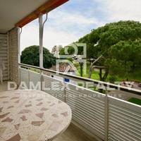 Апартаменты на первой линии моря/озера в Испании, Каталония, Багур, 75 кв.м.